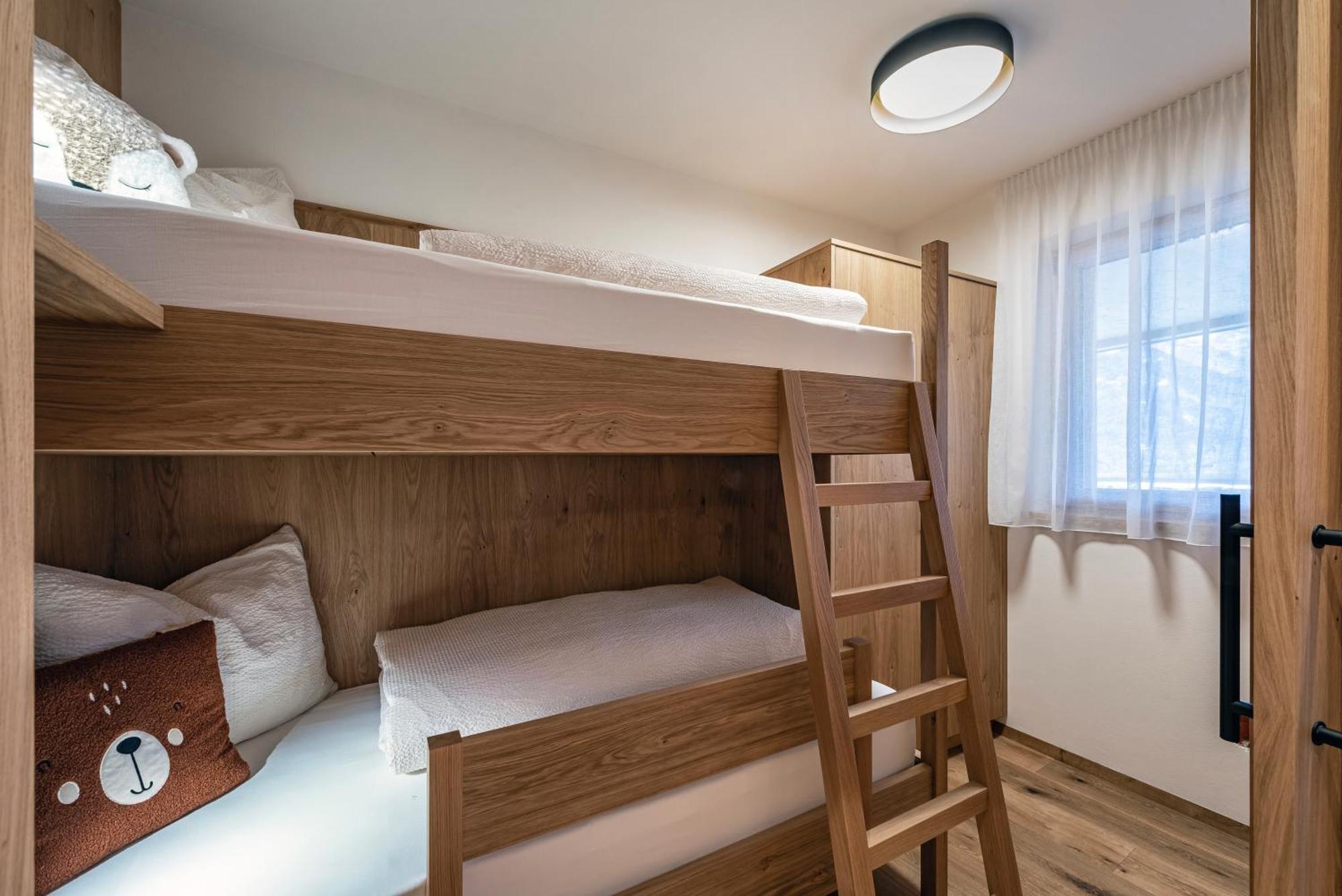 Trinnerhof- Hof Chalets Und Obsthof Mit Zimmer Natz-Schabs Exterior foto