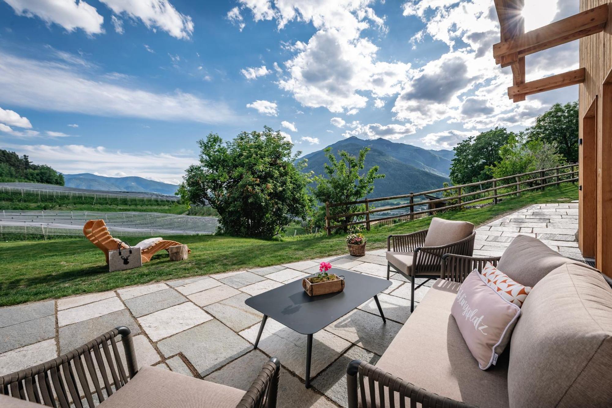 Trinnerhof- Hof Chalets Und Obsthof Mit Zimmer Natz-Schabs Exterior foto